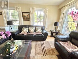16 Gloxinia Crescent in Toronto, ON - Building Photo