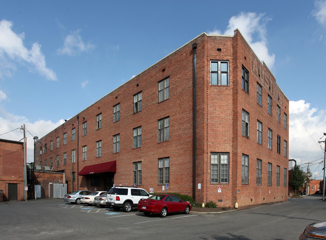 Austin Manor Apartments in Smithfield, NC - Building Photo - Building Photo