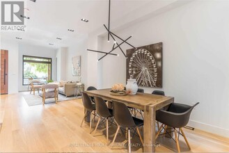 38 Ulster St in Toronto, ON - Building Photo - Building Photo