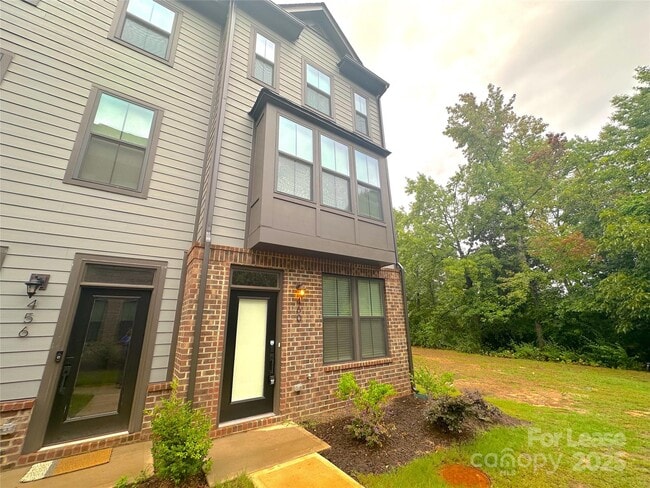 460 Spearfield Ln in Charlotte, NC - Building Photo - Building Photo
