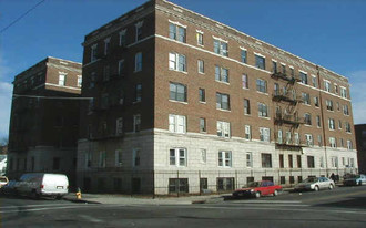 65-73 N 9th St Apartments