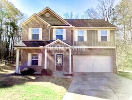 355 Mary Dr in Mcdonough, GA - Building Photo