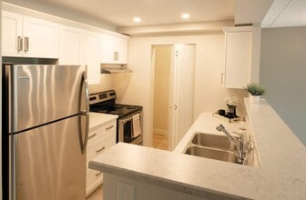 Rivergate Estates in Winnipeg, MB - Building Photo - Building Photo