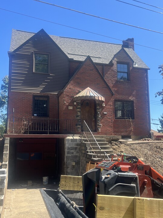 651 Marshall Ave in Pittsburgh, PA - Building Photo