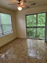 17-6 Augusta Ct, Unit 6 in Freehold, NJ - Building Photo - Building Photo