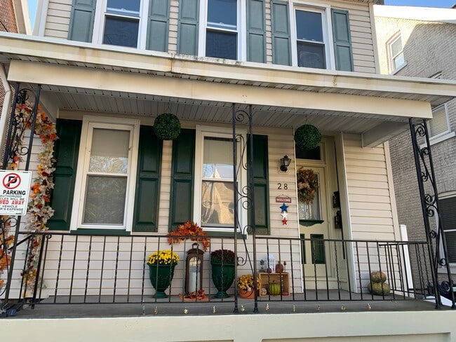 28 E Goepp St, Unit 2nd Floor