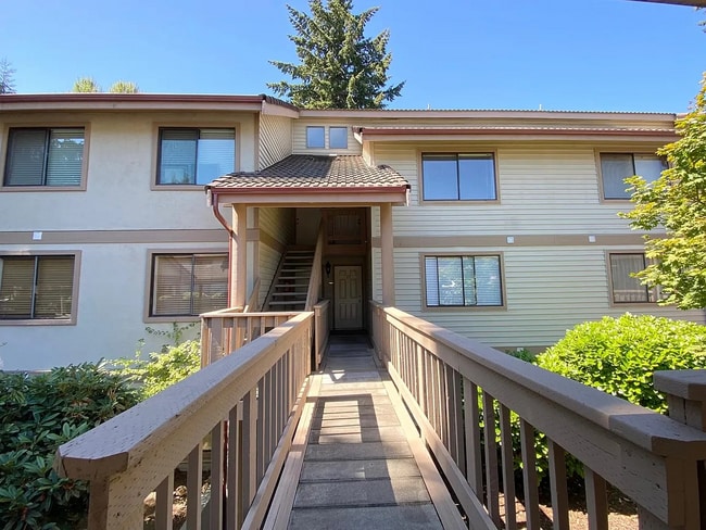 property at 17413 119th Ln SE