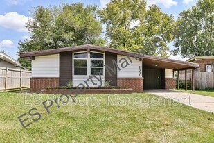 1631 Elmhurst Dr in Indianapolis, IN - Building Photo