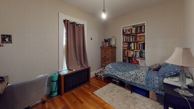 74 Saint Rose St, Unit 3 in Boston, MA - Building Photo - Building Photo