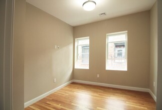 67 Frankfort St, Unit #2R in Boston, MA - Building Photo - Building Photo