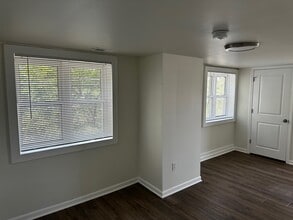 10 W 33rd Pl, Unit 2W in Steger, IL - Foto de edificio - Building Photo