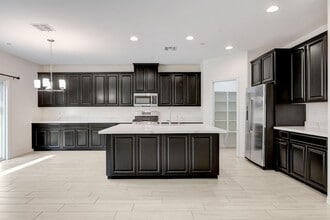 7053 Noah Raven St in North Las Vegas, NV - Building Photo - Building Photo