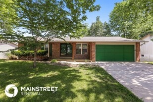 718 Boca Chica Dr in Fenton, MO - Building Photo