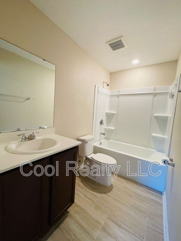 7718 Merchants Way in Jacksonville, FL - Building Photo - Building Photo