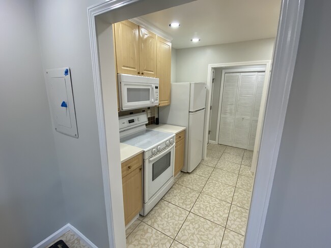 515 Basswood Ave, Unit L118 in Nashville, TN - Building Photo - Building Photo