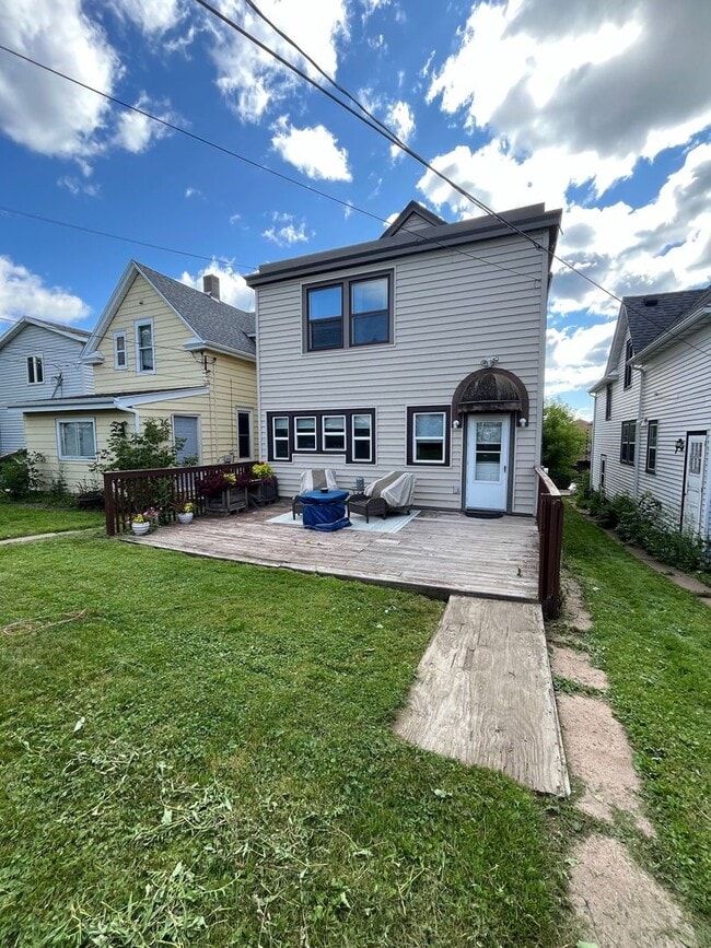 713 E 7th St in Duluth, MN - Building Photo - Building Photo