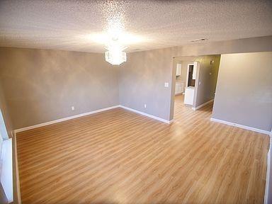417 Meadow Creek Dr in Mansfield, TX - Foto de edificio - Building Photo