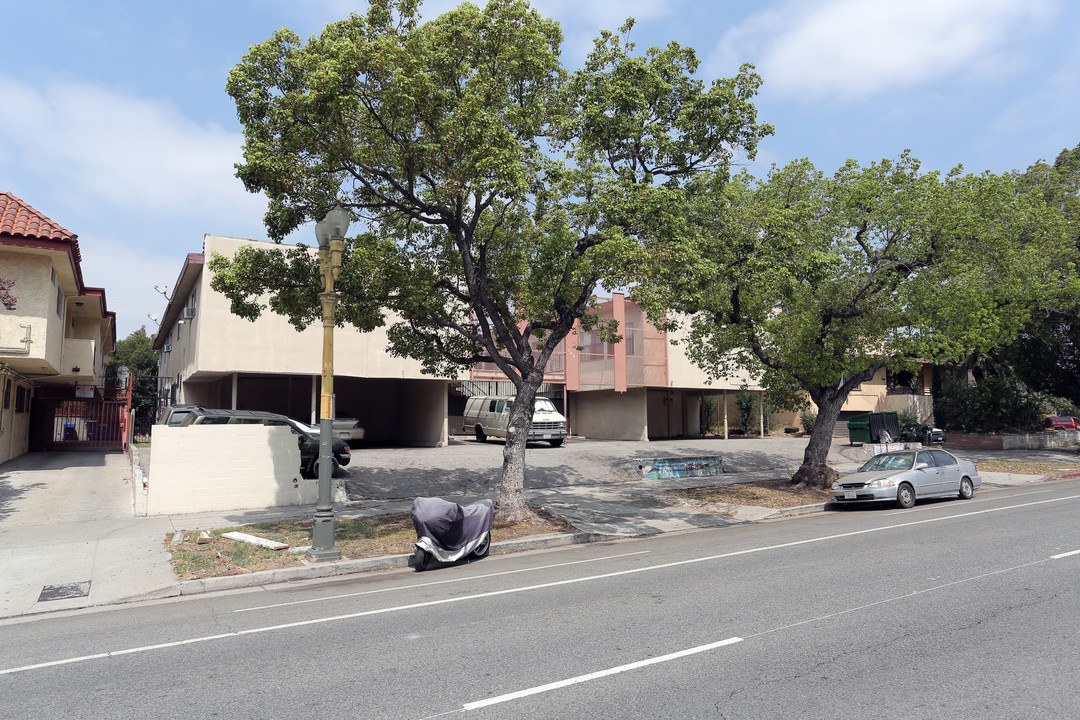 209 S Rampart Blvd in Los Angeles, CA - Foto de edificio