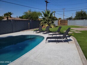 8661 E Monte Vista Rd in Scottsdale, AZ - Building Photo - Building Photo