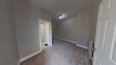 29 N Main St in Dover, PA - Building Photo - Building Photo