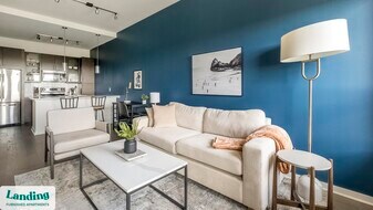 825 Usener St in Houston, TX - Building Photo