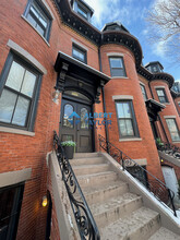 89 E Brookline St, Unit 4 in Boston, MA - Building Photo - Building Photo