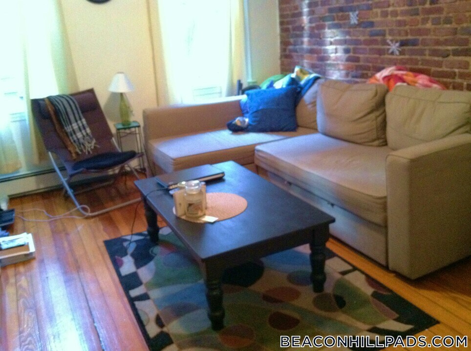 48 Garden St in Boston, MA - Building Photo