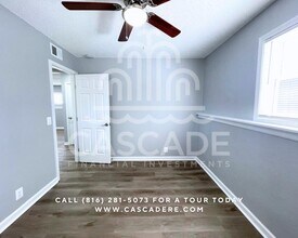 2705 NW 5th St in Blue Springs, MO - Building Photo - Building Photo