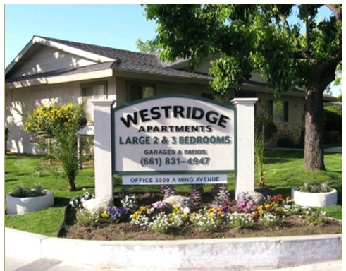 Westridge Apartments in Bakersfield, CA - Foto de edificio - Building Photo