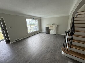 18801 Invermere Ave in Cleveland, OH - Building Photo - Building Photo