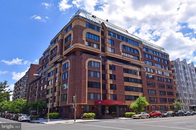 property at 1245 13th St NW