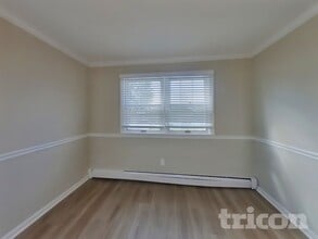 2506 Oakland Dr in Norristown, PA - Building Photo - Building Photo