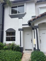 2203 SE 23rd Ave in Homestead, FL - Building Photo