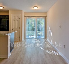 7792 Playschool Ln in Jacksonville, FL - Building Photo - Building Photo