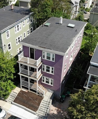 property at 52 Clarendon Ave