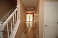 190 Barrington Dr E in Roswell, GA - Building Photo - Building Photo