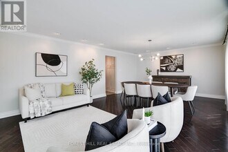 244 Waterloo Ave in Toronto, ON - Building Photo - Building Photo