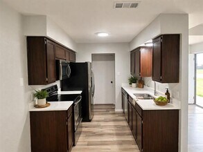 517 Signal Hill Ct S in Fort Worth, TX - Building Photo - Building Photo