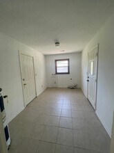 414 N Louise Ave in St James, MO - Building Photo - Building Photo