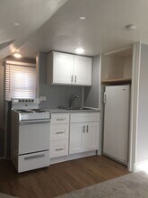 202 N 5th St in Emmaus, PA - Building Photo - Building Photo