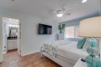 817 Ostend Ct in San Diego, CA - Building Photo - Building Photo