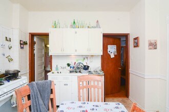 2823 W Shakespeare Ave in Chicago, IL - Building Photo - Building Photo
