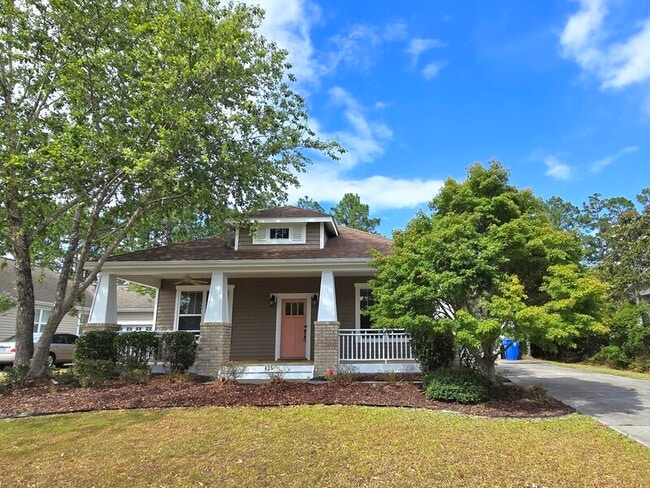 property at 435 Belvedere Dr