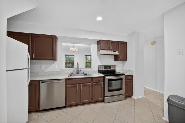 12322 Sweetbough Ct in North Potomac, MD - Building Photo - Building Photo
