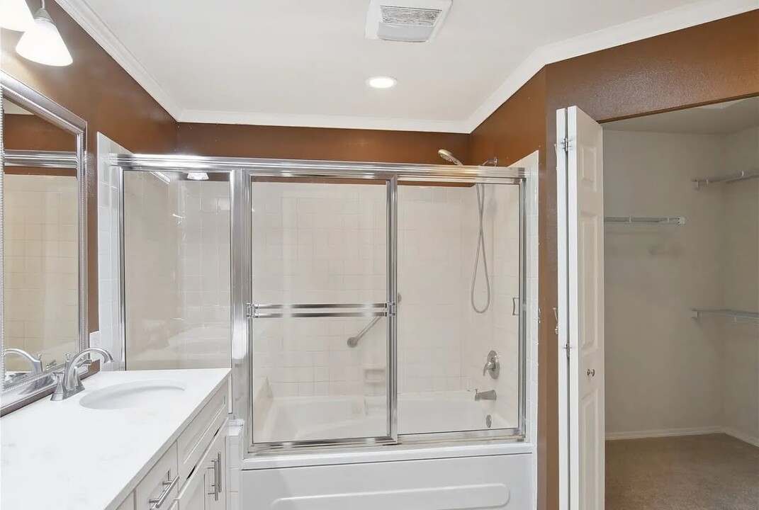 4541 SW 348th Pl in Federal Way, WA - Building Photo