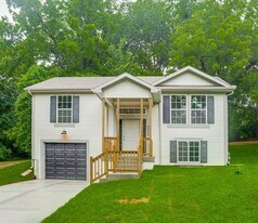 2600 Lyons St in Avondale, MO - Building Photo