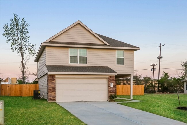 8706 Lar Ree Oaks Cir