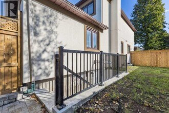 46 Flint Ct in Ottawa, ON - Building Photo - Building Photo