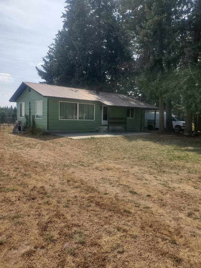 property at 8105 W Valley Rd