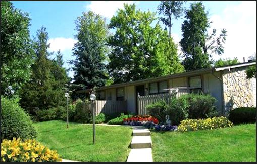 Amesbury in Reynoldsburg, OH - Foto de edificio - Building Photo